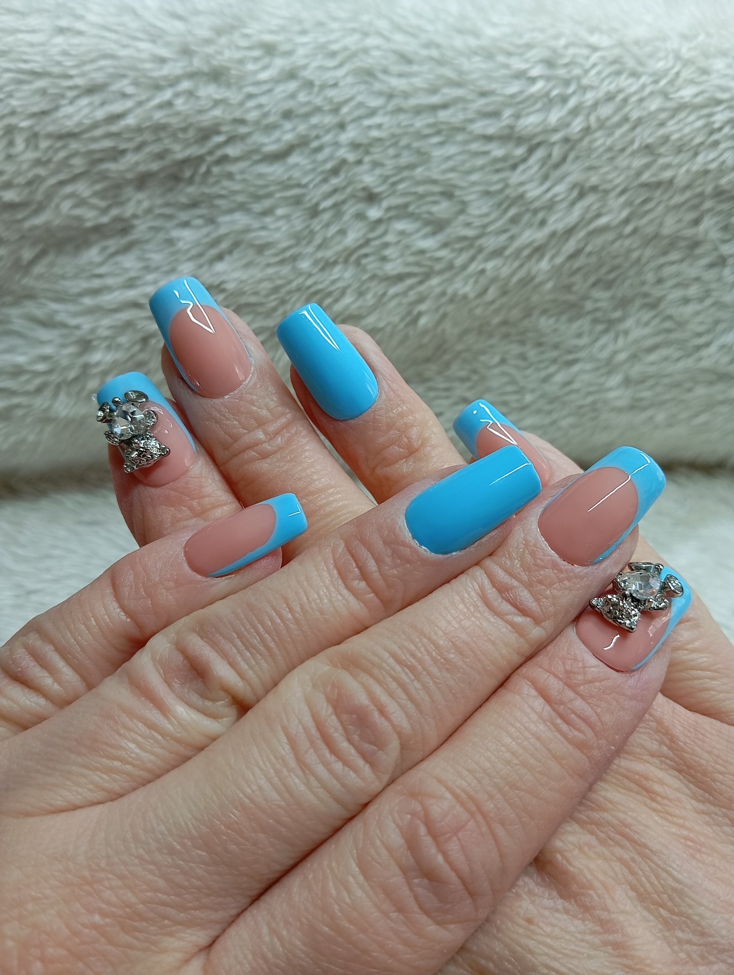 Bleu Cristal